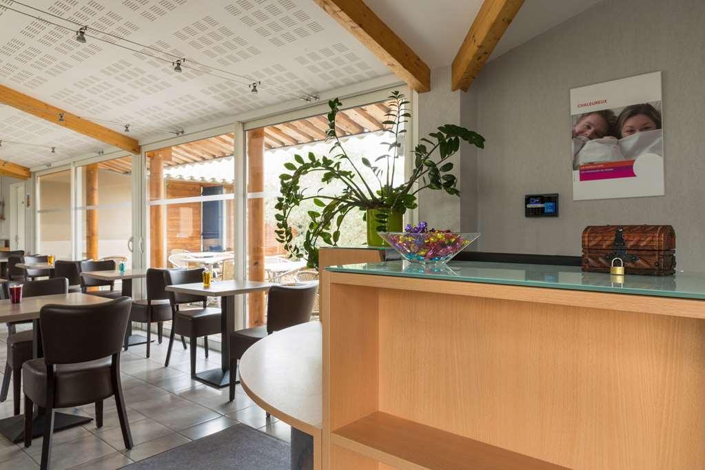 The Originals City, Hotel Albizia, Сарла-ла-Канеда Интерьер фото