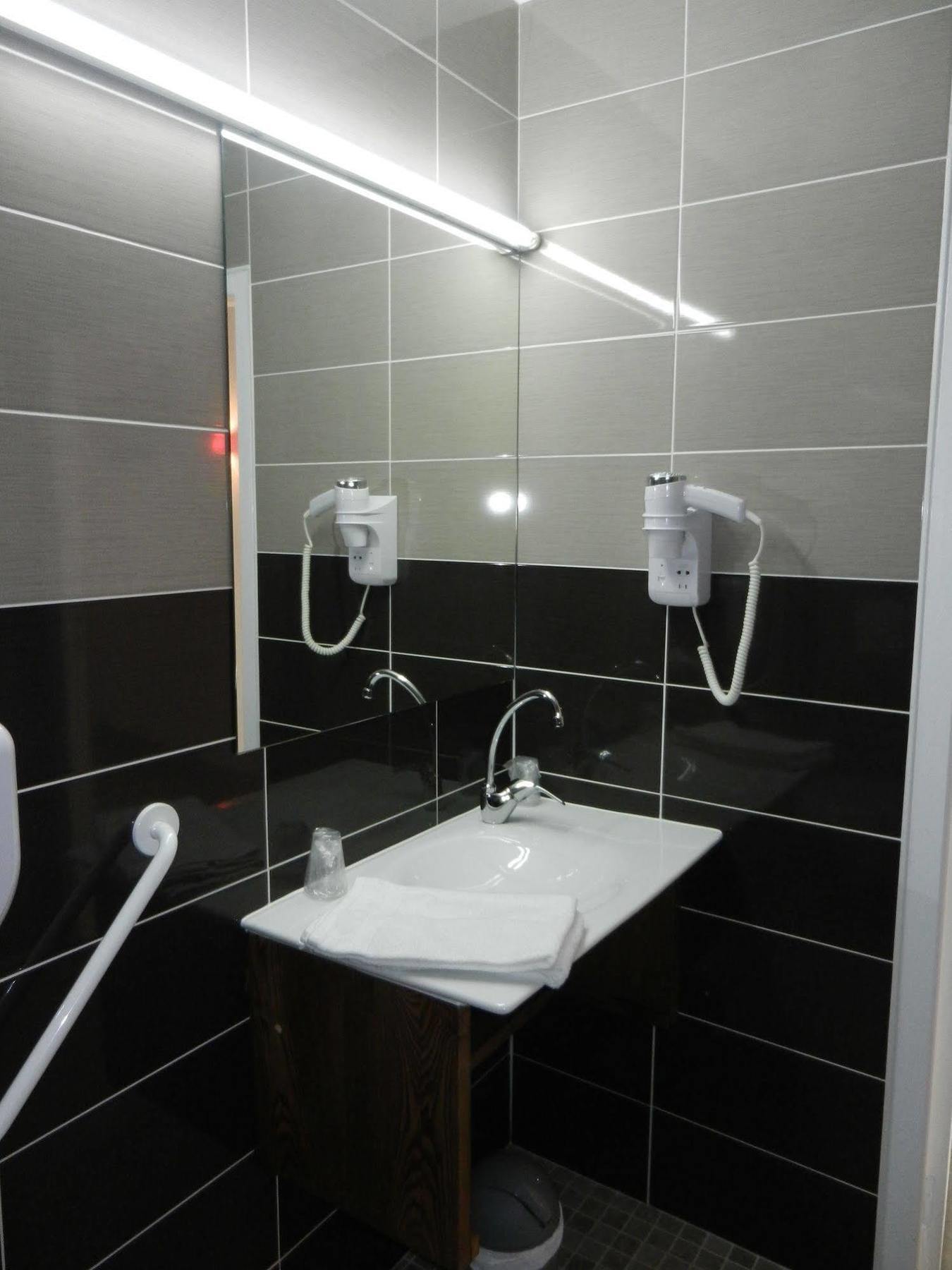 The Originals City, Hotel Albizia, Сарла-ла-Канеда Экстерьер фото